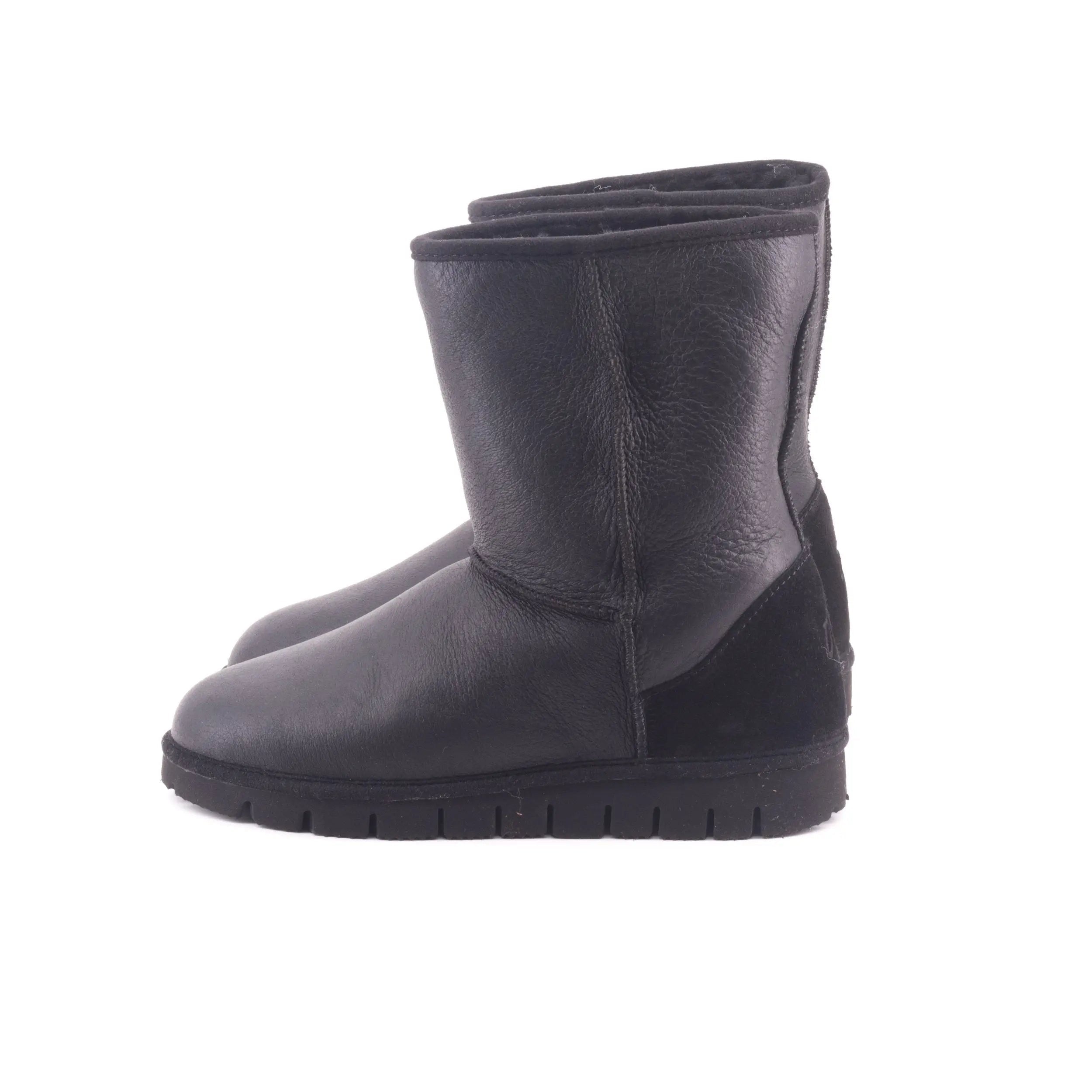 Boots noires peau en mouton - Dgrandiose